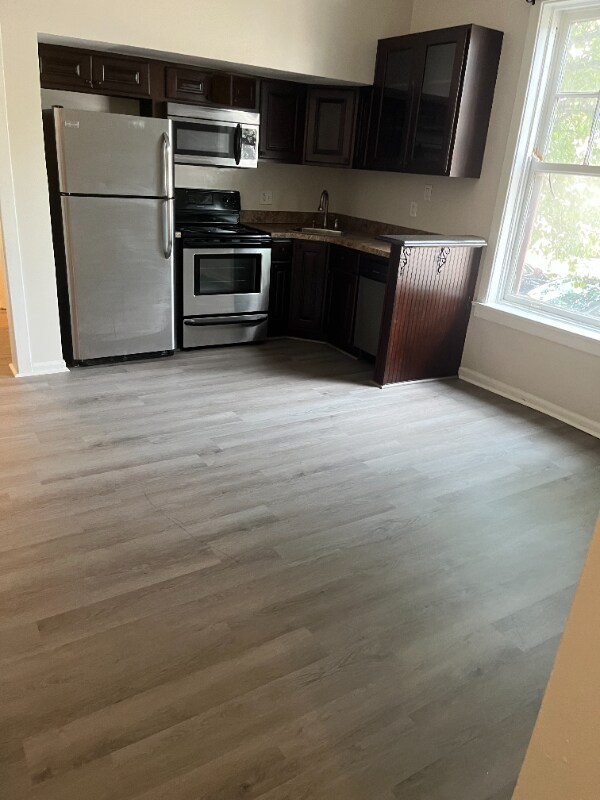 Foto del edificio - 406 N Delaware St