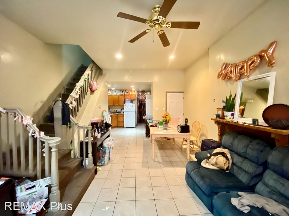 Foto principal - 5 br, 2 bath House - 2022 Carlisle St