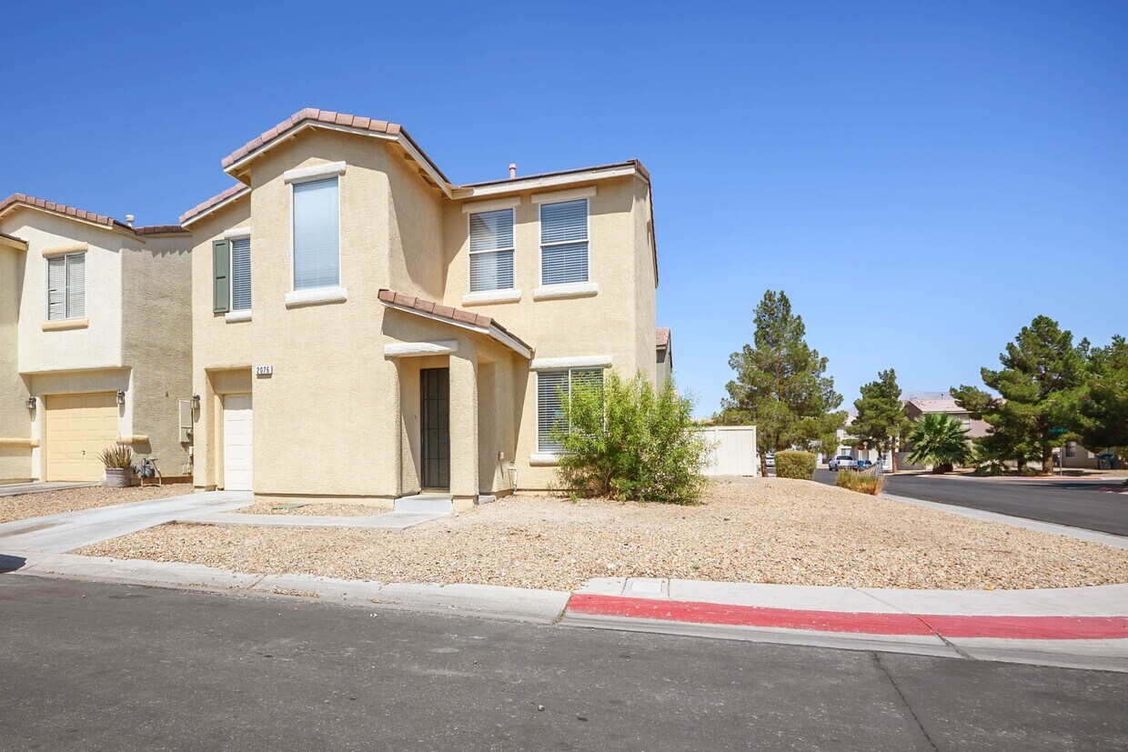 Primary Photo - 2076 Pillar Pointe St