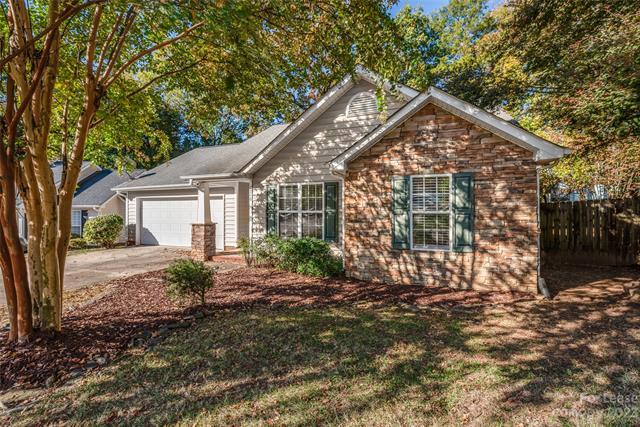 Building Photo - 7546 Starvalley Dr