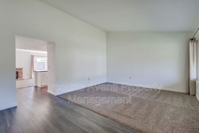 Foto del edificio - 1717 Catalpa Rd