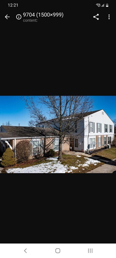 Primary Photo - 14 Moonbeam Ct