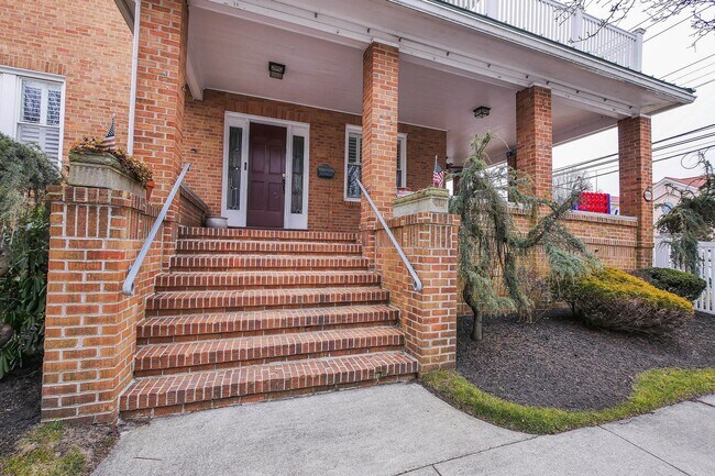 Foto del edificio - 6511 Atlantic Ave