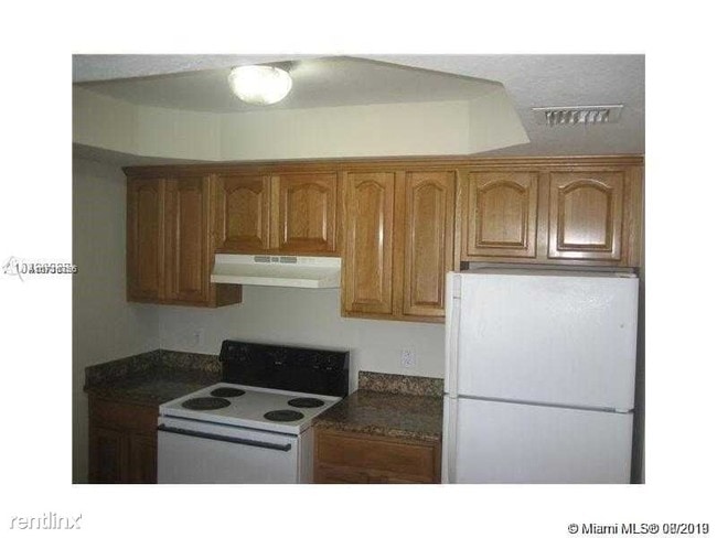 Building Photo - 2647 NW 25th Ave