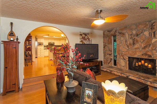 Foto del edificio - 11700 Wilvern Ln