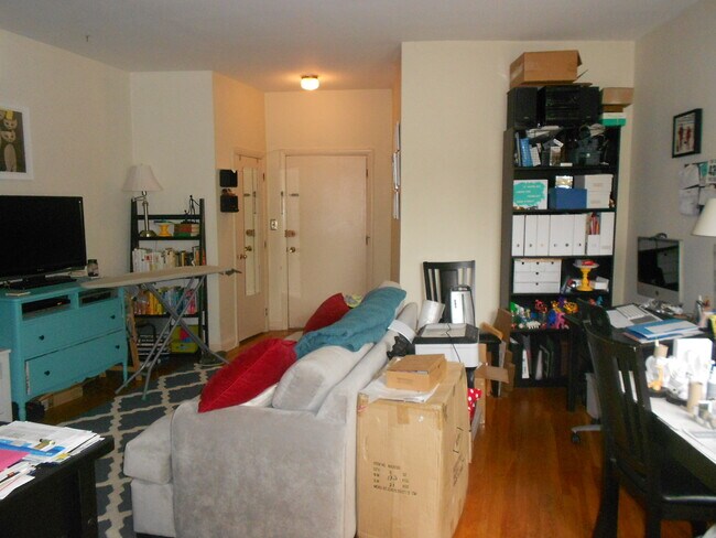 Foto del edificio - 60 Gorham Ave