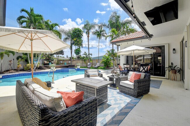 Foto del edificio - 172 Orange Dr