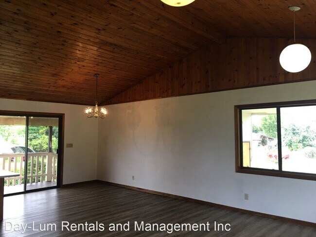 Building Photo - 4 br, 2.5 bath House - 17-209 Palaai Street
