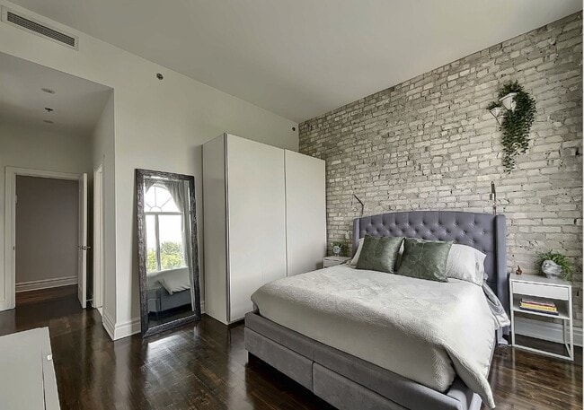 Photo du bâtiment - 8 Rue Dufferin