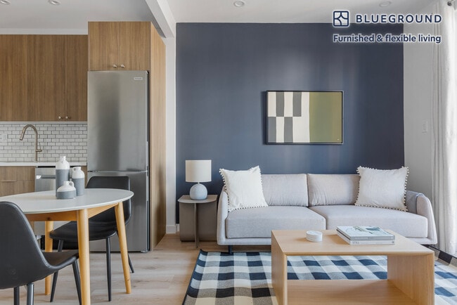 Building Photo - 68 Gold St