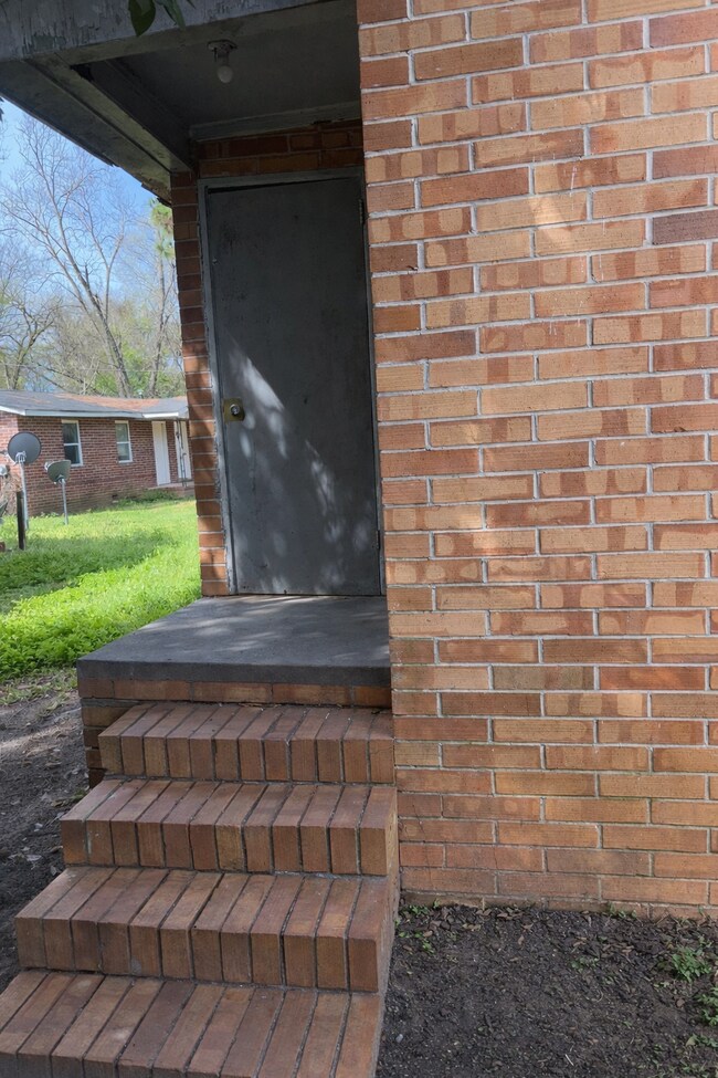 Foto del edificio - 906 Thomas St