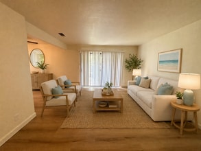 Building Photo - 819 Adams Terrace