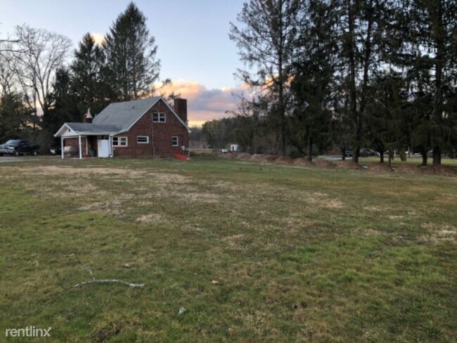 Building Photo - 4 br, 2 bath House - 4216 Sugarloaf Rd