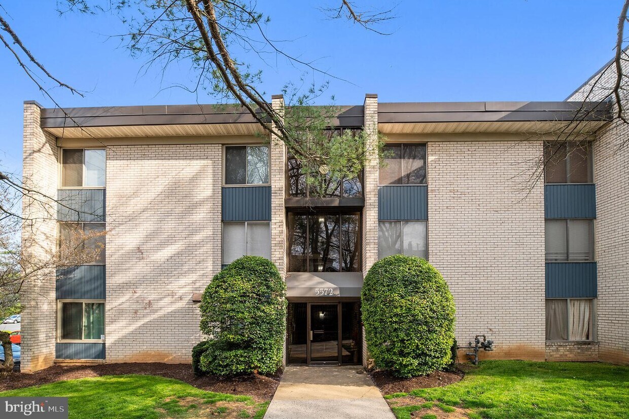 5572 Burnside Dr Unit 3, Rockville, MD 20853 Condo for Rent in
