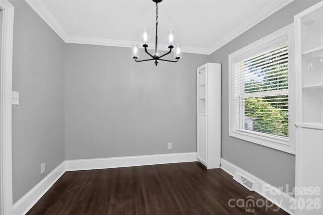 Foto del edificio - 3945 Winfield Dr