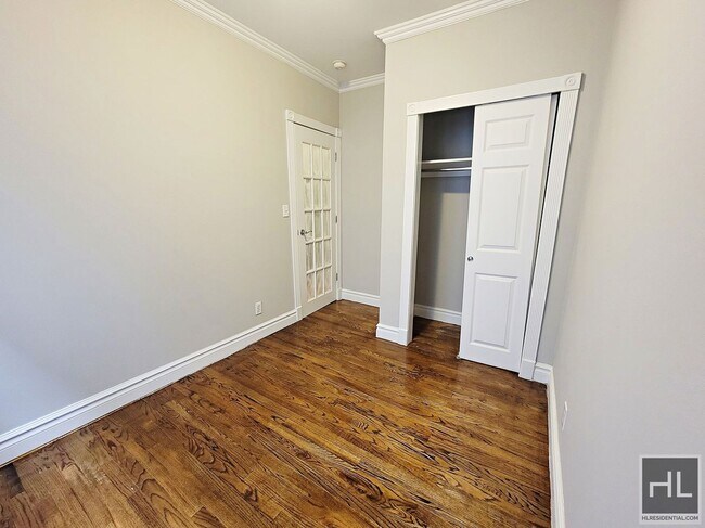 Foto del edificio - E 13TH ST.