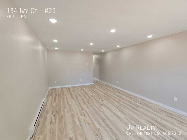 Building Photo - 134 Ivy Ct