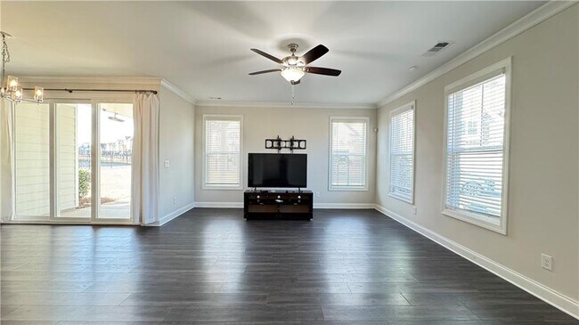 Foto del edificio - 750 Fieldcrest Park Ln