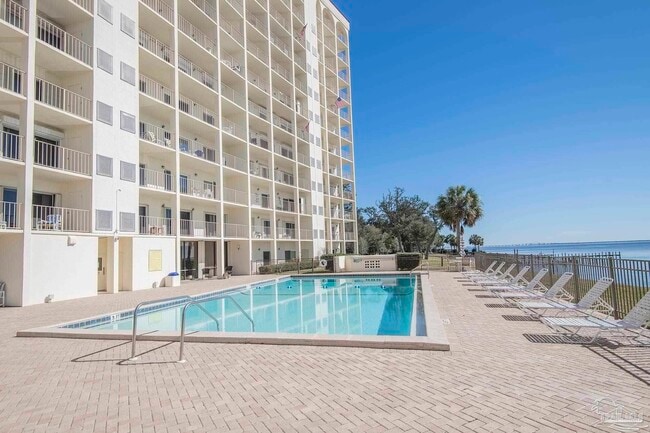 Building Photo - 615 Bayshore Dr