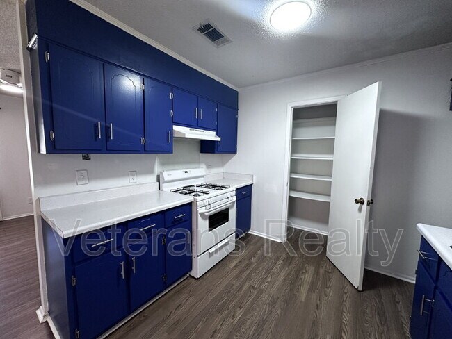 Foto del edificio - 1313 42nd Ave