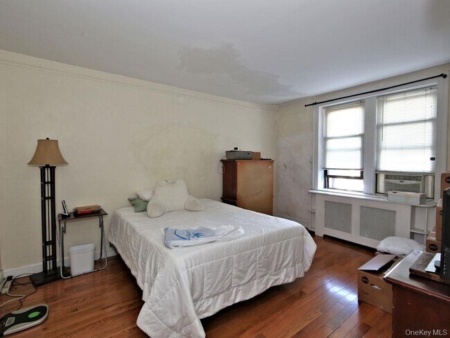 Foto del edificio - 110 Bradford St