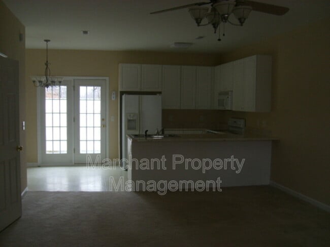 Building Photo - 22 Ridgestone Cir