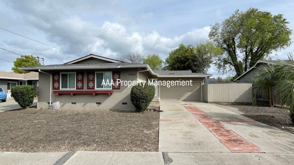 Primary Photo - Concord Beautiful 3 bedroom 2 bathroom hom...