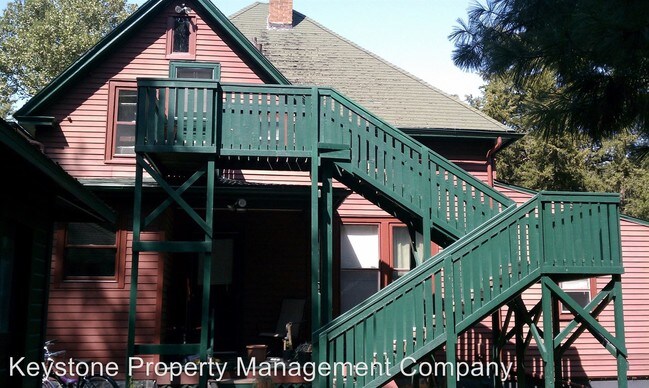 Building Photo - 1211 E Burlington St