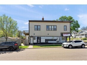 Building Photo - 1064 Magnolia Ave E