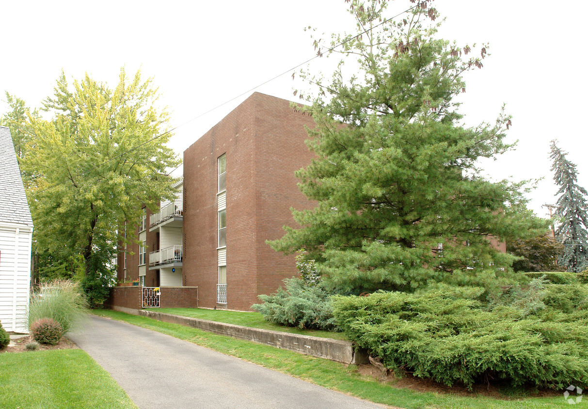 Building Photo - Tiffany House Apartments