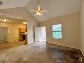 Building Photo - 100 Lindas Creek Ln