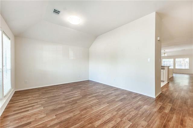 Foto del edificio - 2424 Brycewood Ln