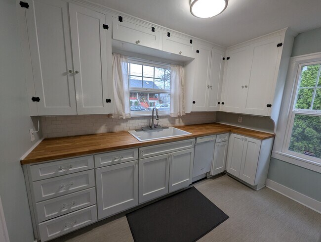 Cocina remodelada - 1544 Southeast Tolman Street