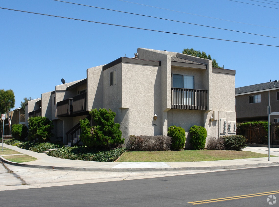 Building Photo - 16862 Hoskins Ln