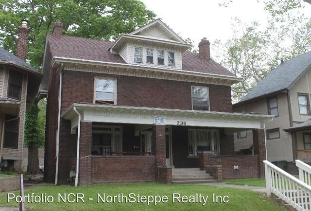 Primary Photo - 7 br, 2 bath Apartment - 236 E 18th