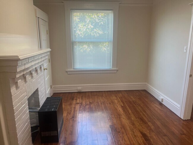 Foto del edificio - Newly Remodeled 2 Bedroom in Lower Pacific...