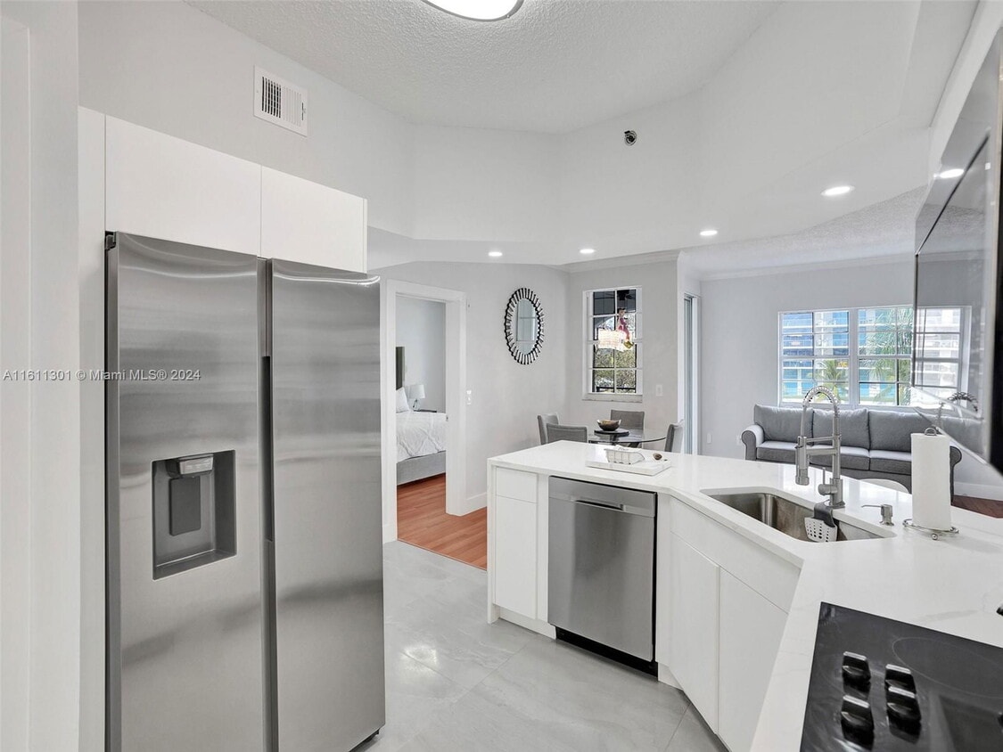 Photo - 3245 Northeast 184th Street, North Miami Beach, FL 33160 - 2 BR 2 BA Condo