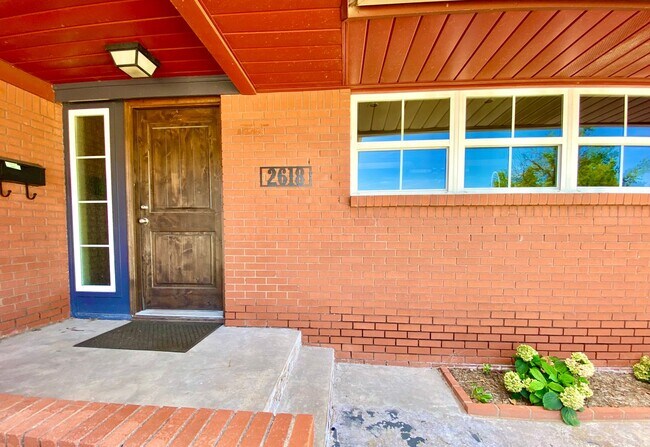 Building Photo - 2618 NW 66th St