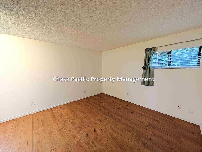 Foto del edificio - 7452 Fay Ave