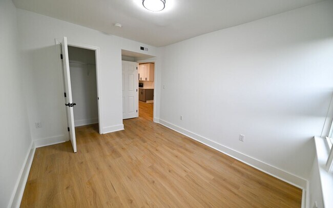 Photo - 1230 Penn St Apartment