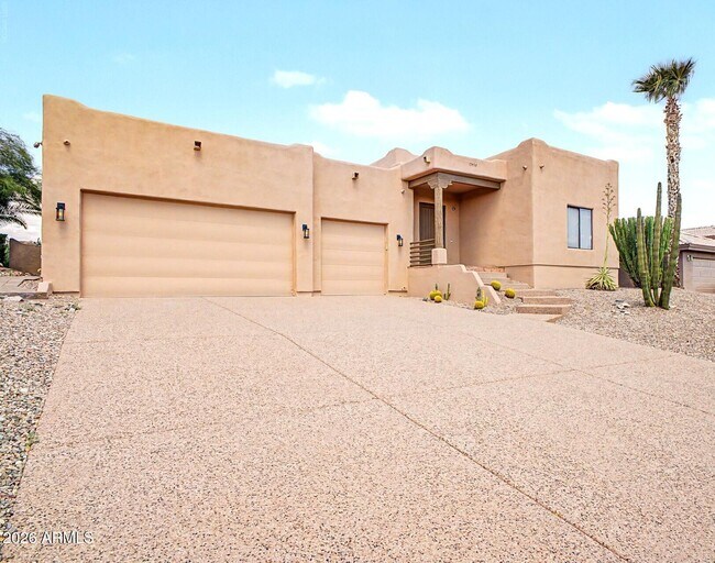 Building Photo - 15452 Chicory Dr