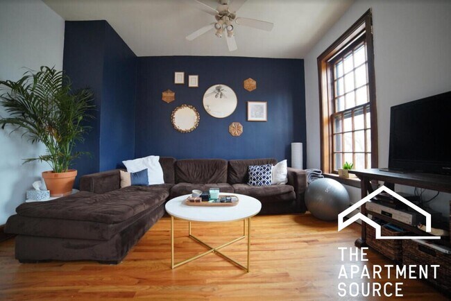 Foto del edificio - 711 W Wrightwood Ave