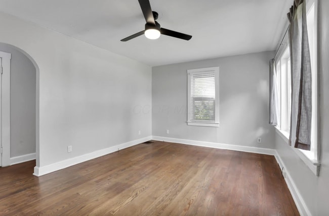 Building Photo - 2940 Hiawatha St