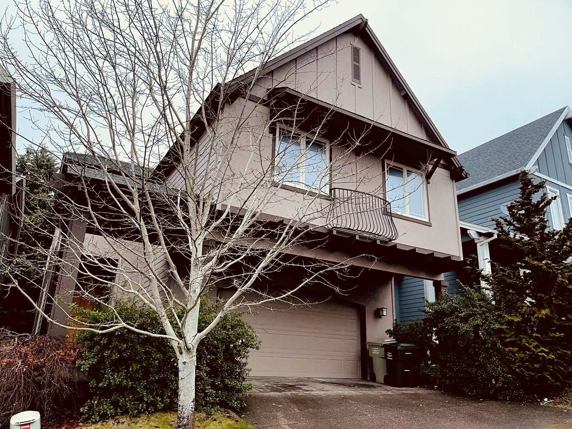 Photo - 2551 NW Byrne Terrace (Portland, OR)