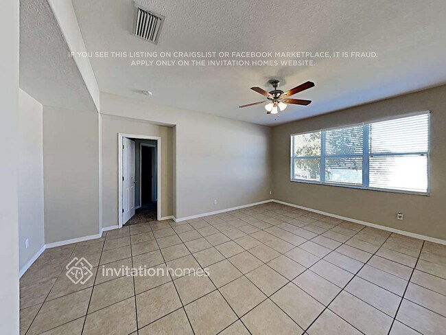 Building Photo - 6606 Colonial Lake Dr