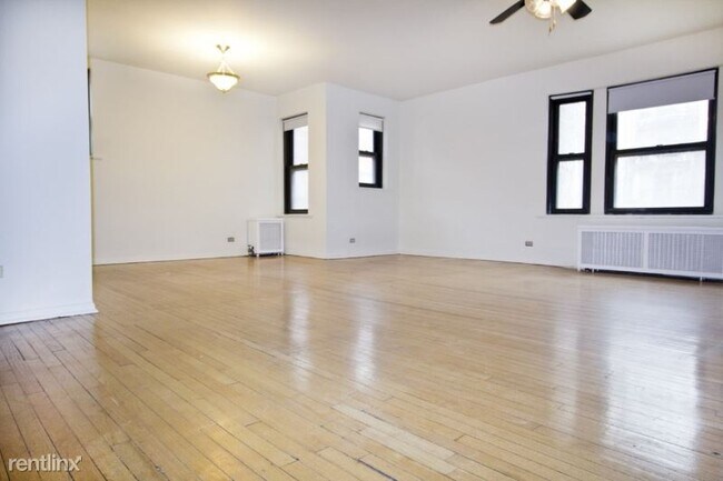 Building Photo - 5411 S Blackstone Ave