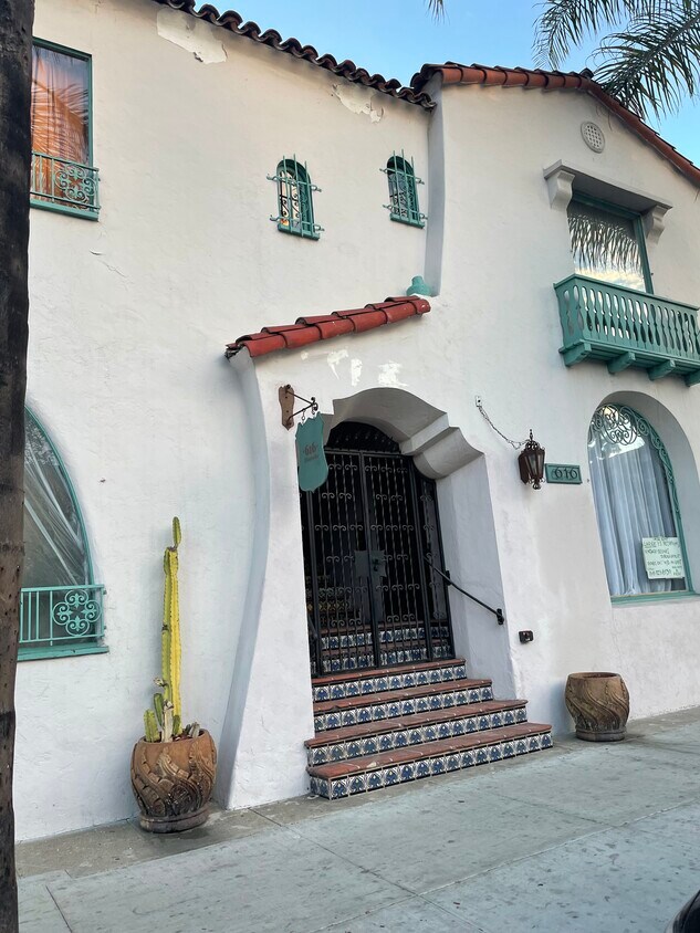 Exterior building - 616 Magnolia Ave
