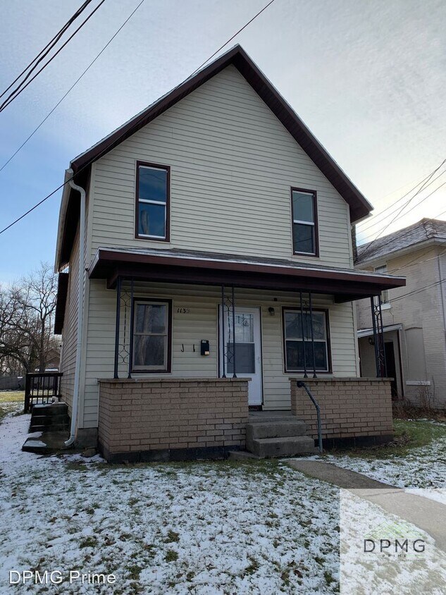 Primary Photo - 3 br, 2 bath House - 1139 South Grand Avenue