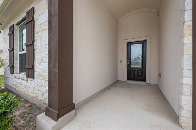 Building Photo - 941 Swan Flower St