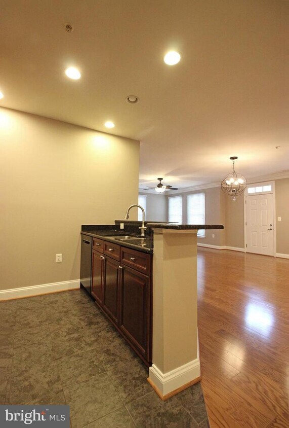 1115 Cameron St Unit 104, Alexandria, VA 22314 Room for Rent in Alexandria, VA